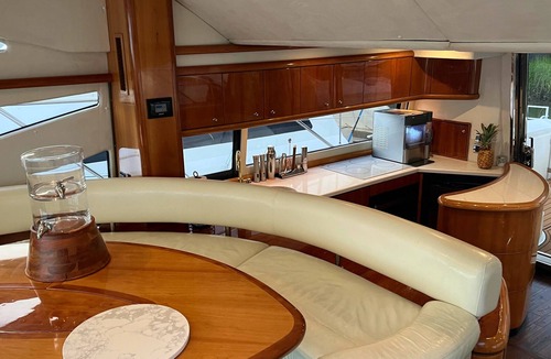 Charleston Boat Rental | Charleston’s best private luxury accommodation: welcome aboard Lady Sadie.
