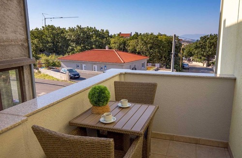 Kraljevica Apartment | Charming Apartment Close to the Sea