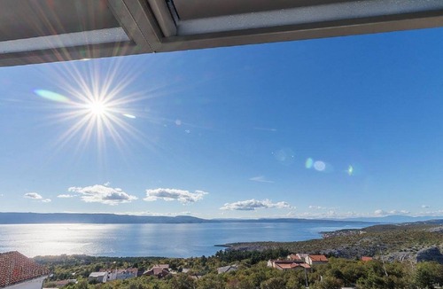 Klenovica Apartment | Charming apartment with pool, sea view, garage, washing machine