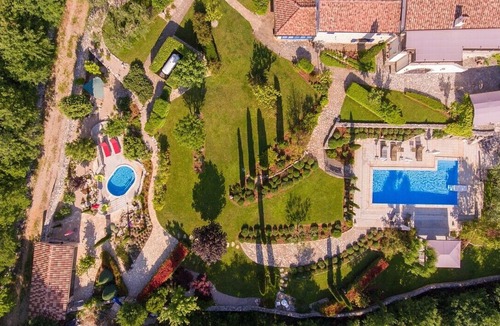Sveti Ivan Dobrinjski House | Charming Bungalow with Heated Pool – Perfect for Couples