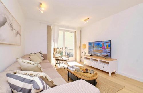 Cove Murtar Apartment | Charming Island Villa Alba - Happy Rentals