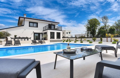 Krnica Villa | Charming & modern villa in Krnica