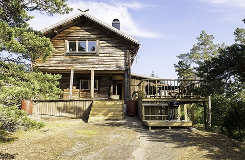 Varmdo House | CHARMING TIMBER HOUSE IN THE STOCKHOLM ARCHIPELAGO.