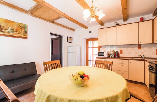Bribir Apartment | Charming vacation apartment with terrace & barbecue in quiet surroundings