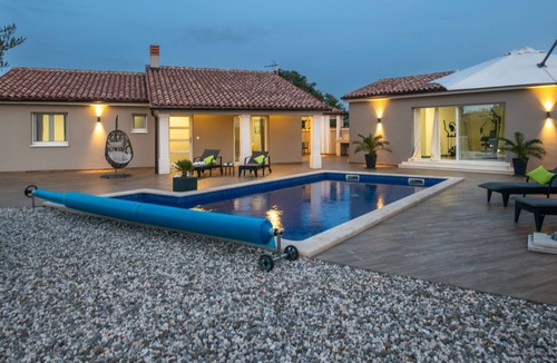 Filipana Villa | Charming villa Caerus with heated pool, sauna, children's playground