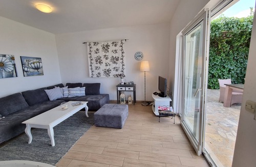 Trogir Villa | Ciovo villa with panoramic view, swimming pool. Close to beach and old town!