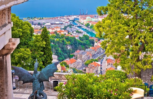 Kostrena Apartment | Colourful Seaview Apartment, Kostrena, Croatia
