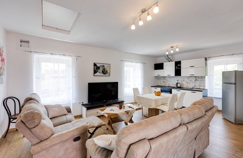 Rasopasno Apartment | Comfortable and economical apartment with private parking on the island of Krk