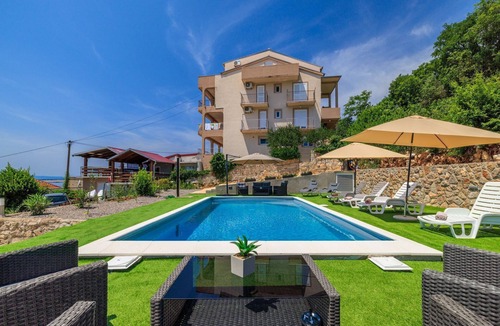 Dramalj Apartment | Comfortable flat just 350 metres from the beach with sea views, pool, outdoor shower