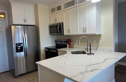 Smith Mountain Lake Condo | Condo with great Lake views. Come stay with us on your vacation ￼