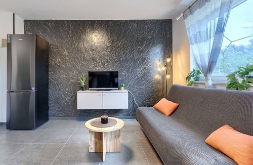 Presika Apartment | Cosy apartment for 5 people with A/C, WIFI, pool, TV and terrace