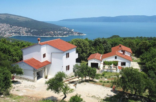 Gondolici House | Cosy apartment in villa for 7 people with WIFI, TV, terrace and pets allowed