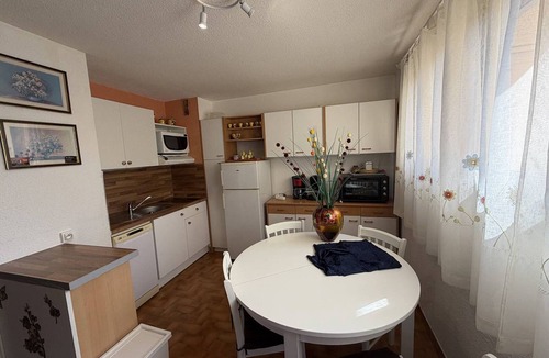 Argeles Plage Apartment | Cozy 1BR Apartment with Pool, Parking, Near Beach - Sleeps 4