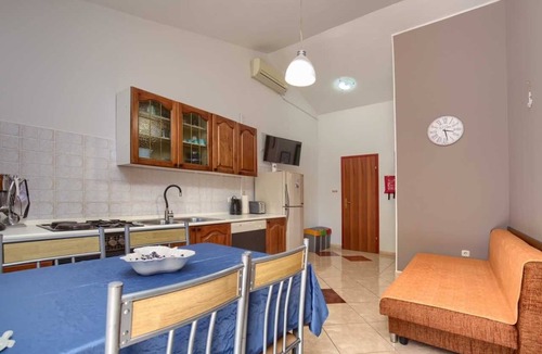 Vinkuran Apartment | Cozy 2-Bedroom apartment, Pet Friendly