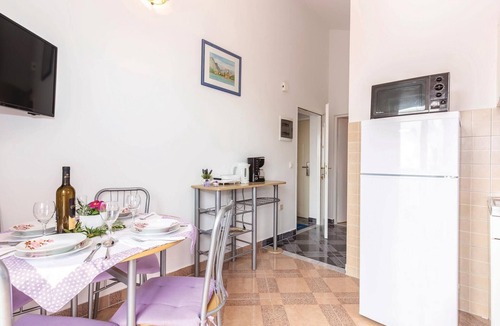 Bakarac Apartment | Cozy apartment in Bakarac with house sea view