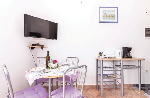 Bakarac Apartment | Cozy apartment in Bakarac with house sea view