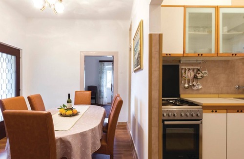 Banjole Apartment | Cozy apartment in Banjole with WiFi