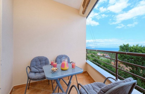 Ravni Apartment | Cozy apartment ROXANNE wth sea view 300m from the beach