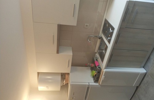 Cikovici Apartment | Cozy Apartment With Parking