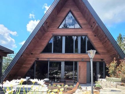 Ravna Gora Ski Chalet | Cozy Chalet Forest Hill