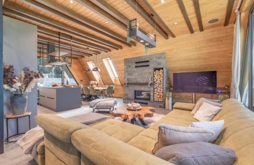 Ravna Gora Ski Chalet | Cozy Chalet Forest Hill