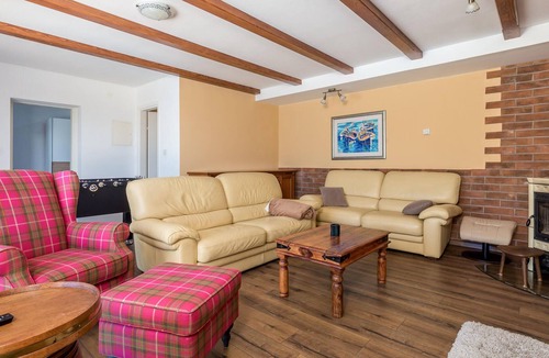 Sarsoni House | Cozy cottage with pool and sea view.