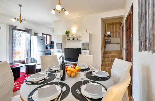 Karlovac House | Cozy home in Gornje Stative with sauna