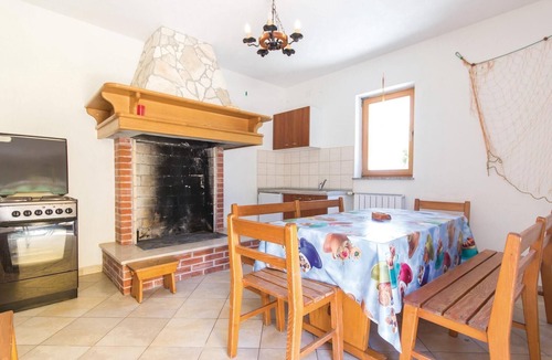 Vinkuran House | Cozy home in Pula with WiFi