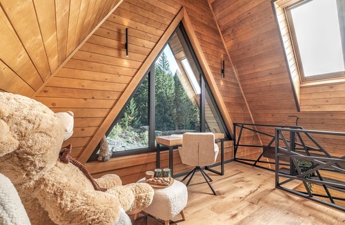 Ravna Gora House | Cozy home in Ravna Gora with sauna