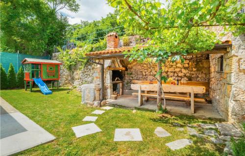 Veprinac House | Cozy Home In Veprinac