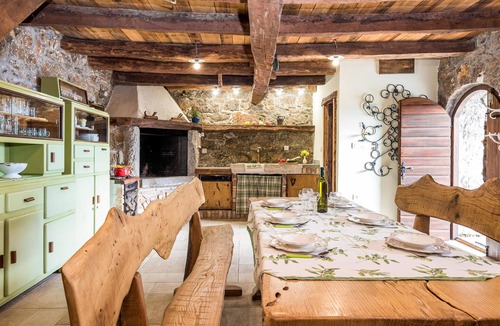 Veprinac House | Cozy home in Veprinac