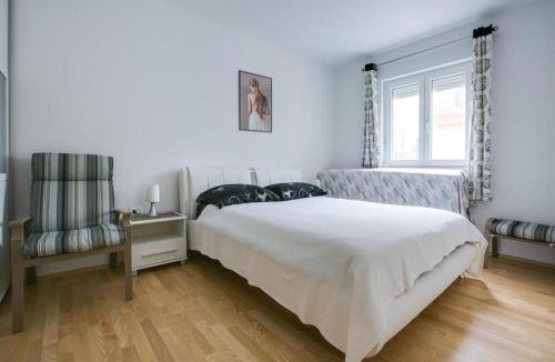 Vinkuran Apartment | Cute apartment Damor near the beach