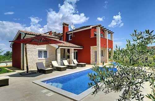 Bratulici House | Delle Rondini by Interhome