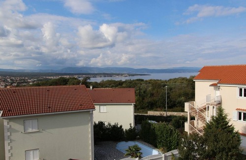 Malinska Apartment | Deluxe apartment Jela 2 for 4 people with sea view
