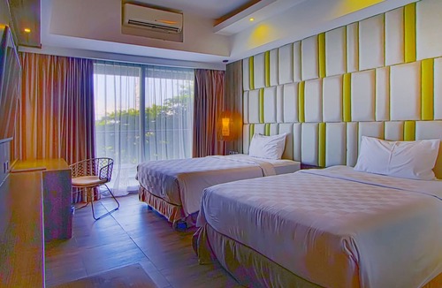 Taman Griya Bed & Breakfast | Deluxe suite room with breakfast for 2 persons