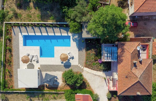 Stari Grad House | Designer House, Epic Pool, A+ Location Overlooking Stari Grad Old Town