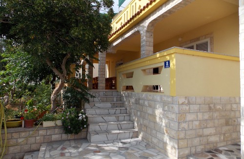 Kustici Apartment | Directly by the sea - Apartments Vivien in Kustici