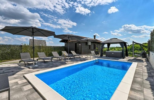 Krapina-Zagorje House | Dora Harmony House - Three bedroom Villa with the Pool