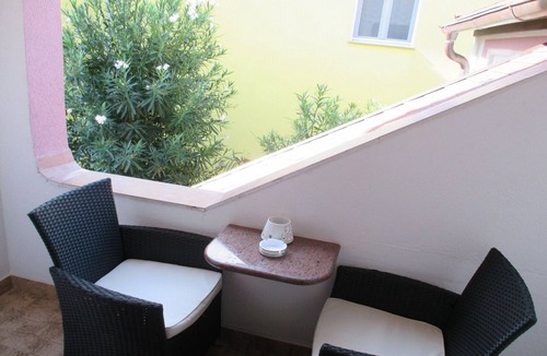 Tice Villa | Double Room with Balcony 1