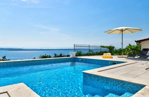 Crikvenica House | DRAGINJA