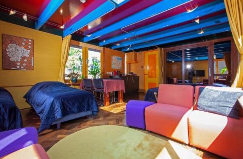 Helmersbuurt Boat Rental | Dreamtime Houseboat