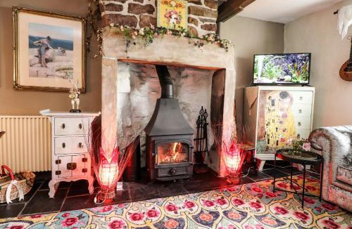 Hurst Green House | Duckdown