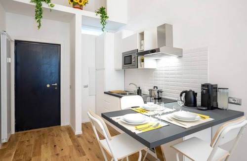San Marco Apartment | [Duomo | Brera] Elegant Suite in Design District