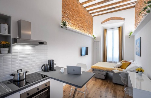 San Marco Apartment | [Duomo | Brera] Elegant Suite in Design District