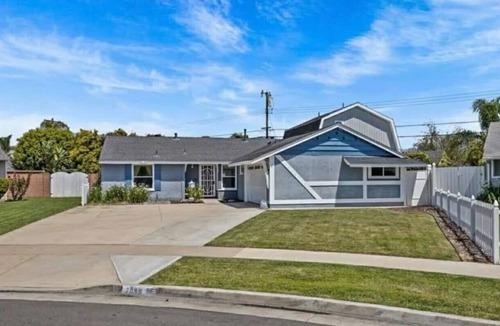 Buena Park House | Elegant 3BR Home in Buena Park near Knott's Berry Farm