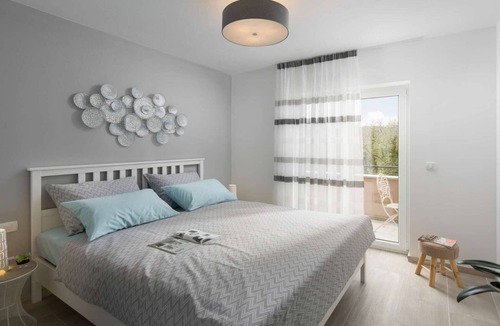 Ripenda Verbanci House | Elegant Villa Near the Beach