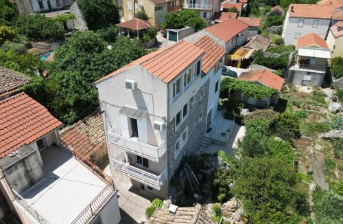 Hodilje House | ENA Kuća za odmor