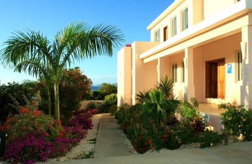 East End Village Villa | Escape the cold & snow in Anguilla at the ultimate vacation villa! Book today!