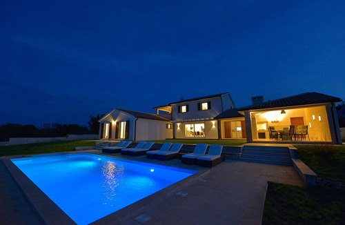 Kavran Villa | Exclusive, beautifully furnished villa with open terraces and pool.