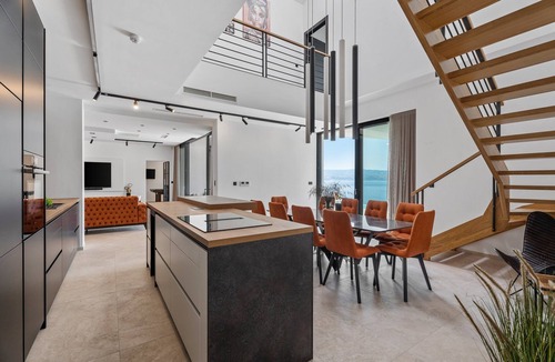 Omis Villa | Extravagant Omis Villa | 5 Bedrooms | Villa Chazaret | Frontline Location
